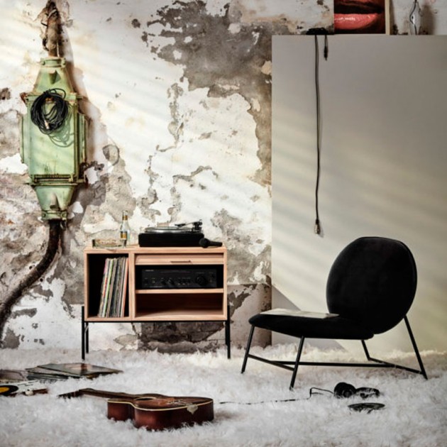 interior de Chris Tonensen con silla Oblong color negro de Northern. Disponible en Moisés showroom