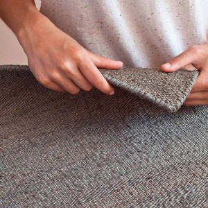detalle alfombra Vegetal Nanimarquina gris