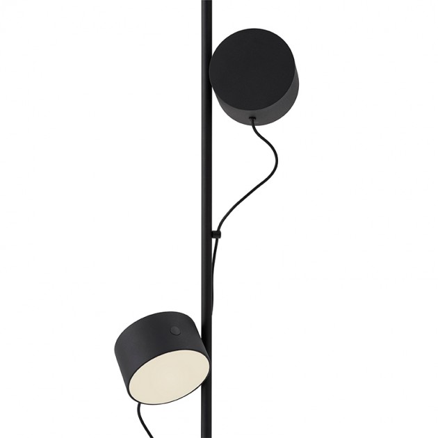 Lámpara de pie Post Floor Lamp de Muuto en Moises Showroom