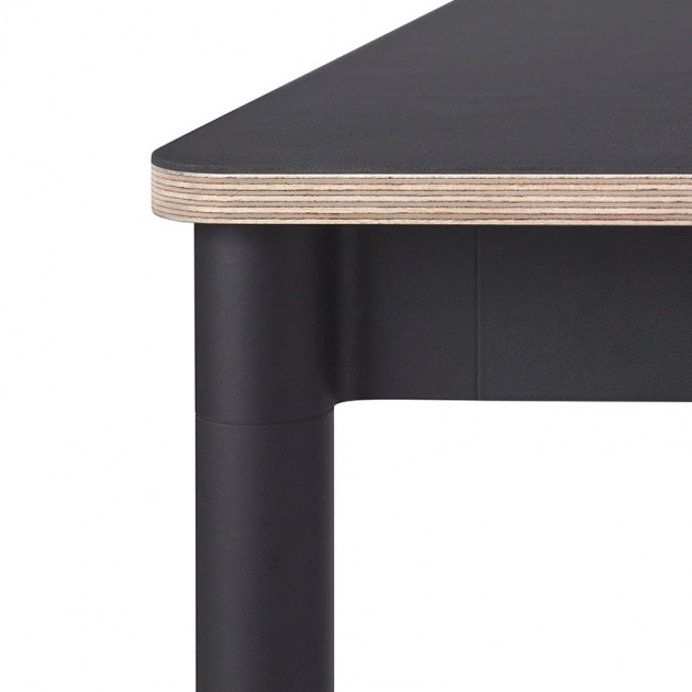 mesa comedor Base rectangular Muuto linóleo negro/plywood/negro