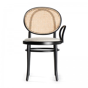 silla con brazo N.0 respaldo ratán lacada negro Thonet Vienna