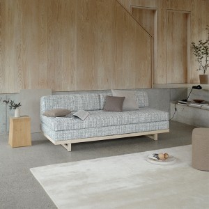 Ambiente sofá cama Zenzo de Softline en Moises Showroom